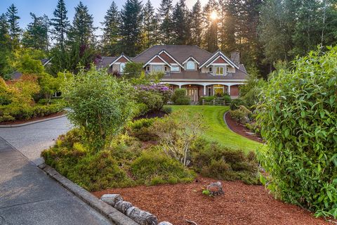 Own a Lake, A Runway, and 278 Acres of the Pacific Northwest   Own a large piece of Pacific Northwest Adventure, Beauty, and Luxury. We welcome you to view this ‘One of a Kind” Beautiful Property in the Pacific Northwest. It is nestled in the shadow ...