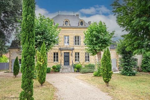 This beautiful and unique manor house is located in the very popular Dordogne town of Eymet and is just 25 minutes' drive from Bergerac Airport. The house sits in private gardens with mature specimen trees. To the rear of the house is a pretty walled...