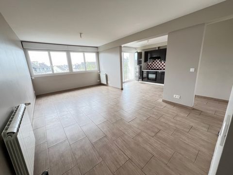 Dpt Côtes d'Armor (22), à vendre SAINT BRIEUC appartement T3 avec garage indépendant