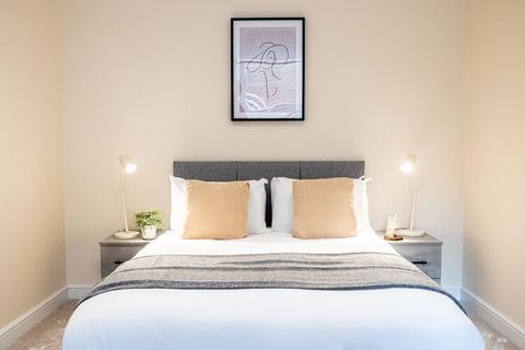 Willkommen im Sojo Stay Ipswich, ideal für Familien, Freunde und Geschäftsreisende. Unsere eleganten Apartments mit 1 Schlafzimmer bieten Platz für bis zu 2 Gäste und verfügen über ein Doppelbett, eine voll ausgestattete Küche und einen atemberaubend...