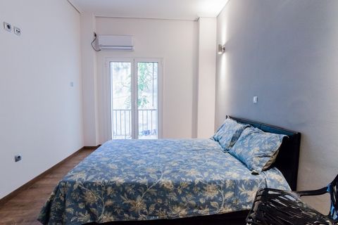 This flat have 2 seperate bedrooms, each room have one queen size bed, one living room and one kitchen, kitchen is fully equipped. Flat is about 500m to metro station line 2 Metaxourgio, quite in city center, very easy go to tourist spot by metro or ...
