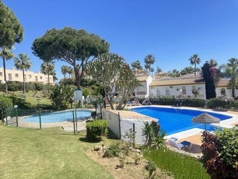 Total surface area 110 m², flat usable floor area 67 m², single bedrooms: 2, 2 bathrooms, wheelchair-friendly, air conditioning (en salon y dormitorio), age between 30 and 50 years, built-in wardrobes, lift, ext. woodwork (aluminum), kitchen (indepen...