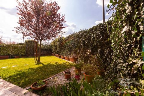 CASAL MONASTERO THREE-ROOM APARTMENT WITH GARDEN FOR SALE More precisely in Viale Eretum, we offer the sale (Full Ownership) of this lovely apartment inside a recently built curtained building, equipped with a photovoltaic system. All in excellent st...