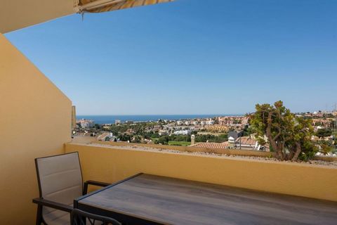 Spectacular Views ! Lovely 3-bedroom corner apartment is located close to the Miraflores Golf Course. The property offers a spacious living room with direct access to the terrace enjoying panoramic views, a separate kitchen with possibility to open i...