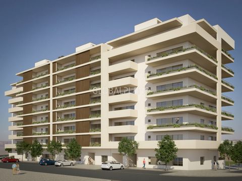Don't miss this opportunity and come and see these apartments under construction in Cerca do Colégio in Portimão, with excellent finishes, 3 bedrooms, 4 bathrooms and garage. With prices starting from EUR332,500 For clarifications and more informatio...