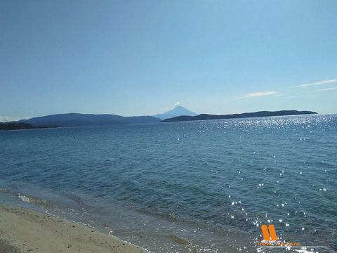 Land of 5,300 sq.m. for sale. It is buildable. Builds up to 180 sq.m. for residence & 900 sq.m. for tourist business. It is located in front of the sea, on Develiki beach, near Ierissos of Chalkidiki. https:// ... /en/propertyDetails/13746615  