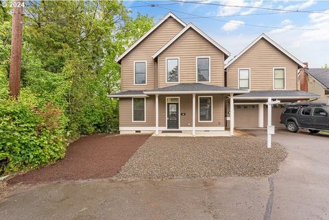 Welcome to this charming 4-bedroom, 3-bathroom 1670 SQFT home conveniently located close to downtown Oregon City. This property features an ADU (Accessory Dwelling Unit) above the garage, offering the perfect additional space or rental opportunity.Th...