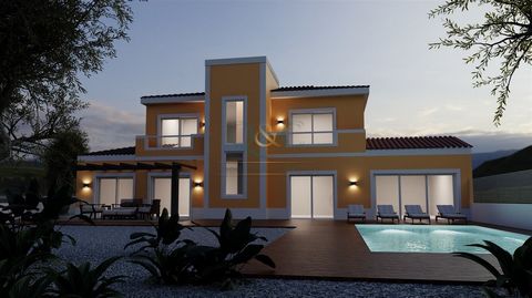 Situated just outside the busy market town of Sao Bras de Alportel, this South facing ultra-low energy 3 double bedroom property has been built using high grade insulation wall blocks for both heat and sound, floor, and roofing elements from muroblok...