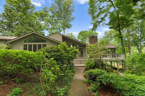 Welcome to your lakeside oasis nestled on 1.56 acres in a quiet cove on Lake Norman. This fully remodeled 6 bedroom home offers a serene and elegant retreat with breathtaking views. As you enter inside, you're greeted by spacious interiors and modern...