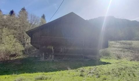 An abandoned agricultural building/farm with land, the property requires full refurbishment. Located approximately 1.7km from central Chatel. This building has two levels, its base is is formed from old local stone and its upper structure is made of ...