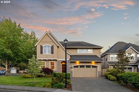 What a gem! This custom Renaissance home is tucked away in a peaceful neighborhood only minutes away from all the conveniences of Tanasbourne and Beaverton. The home sits on a corner lot with windows galore! The main living area invites the outdoors ...