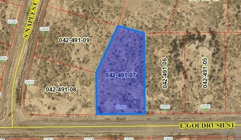 Great opportunity for your new home! Located in the desirable Calvada Valley Subdivision, 20038 sq ft lot all to yourself, surrounded by outstanding mountain views and gorgeous sunsets! H2O approx. 200' away, build your $ wealth $ now! Bank financing...