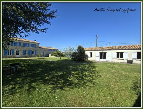 Maison à vendre 8 pièces proche de SAINT JEAN D'ANGELY (17)