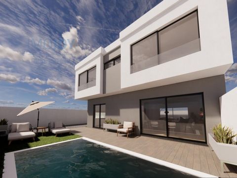 Moradia V4, de arquitetura contemporânea, com Piscina e Jardim. Com boas áreas e excelentes acabamentos, com muita luminosidade, estacionamento para dois carros. Inserida numa urbanização muito tranquila em grande crescimento, na Abóboda, São Domingo...