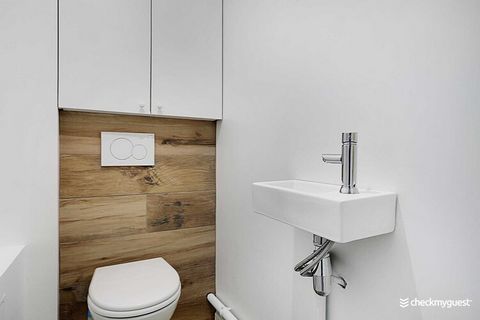 Checkmyguest biedt u een aangenaam appartement van 35 m², perfect gelegen op de 4e verdieping van een gebouw in het centrum van Levallois-Perret. Deze lichte, moderne ruimte beschikt over een comfortabele slaapkamer. Er kunnen maximaal 4 personen ver...