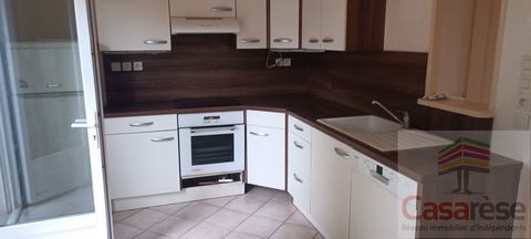 Pavillon 2009 louer 800  par mois 2022 LA FERTE SAINT AUBIN (45)