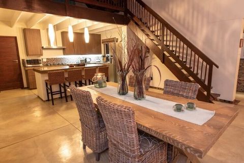 This villa in one of the most beautiful nature reserves in South Africa. This villa is attractive and luxurious. The views of the Drakensberg are spectacular and unparalleled. The interior of the villa is stylish and fully equipped. This villa is cha...