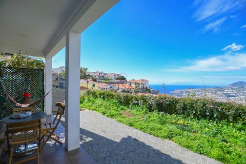 Negotiable Price 5 bedroom villa located in São Gonçalo overlooking the bay of Funchal. Fantastic villa located in a quiet area with panoramic views over the sea and mountains. South-facing, this villa comprises a single storey, where you will find t...