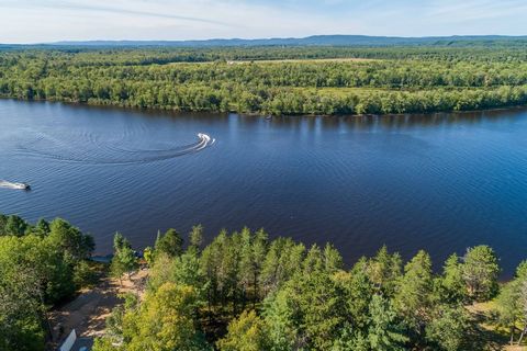 The LAST undeveloped Waterfront building lot for sale along this section of the Ottawa River. NOT IN FLOOD ZONE.Over 30 miles of boating on the river, Lot has been developed with a/n/rdriveway and cleared area ready to build/n/ryour Dream Waterfront ...