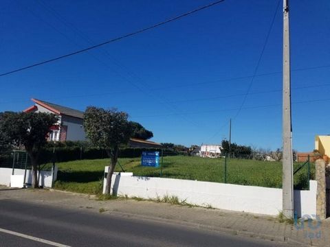 Lote de terreno em Ribamar, Lourinhã com a possibilidade de construir moradia. Muito próximo do mar. 723 m2 #ref: 23960