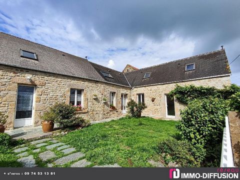 Mandate N°FRP148856 : House approximately 130 m2 including 7 room(s) - 6 bed-rooms - Site : 311 m2, Sight : Dégagée. - Equipement annex : Garden, Terrace, Garage, Fireplace, - chauffage : electrique - Class Energy D : 212 kWh.m2.year - More informati...