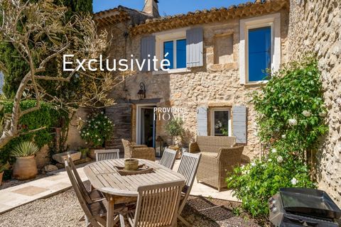 Provence Home, our real estate agency in Oppède, is offering for salen, in the immediate vicinity of the village of Taillades, 18th-century, exposed stone village house measuring roughly 158 sqm including a separate gite, located in a superb, perfect...