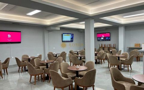 The premises is located in Zogu i Zi. Information about the premises Area 121.8 m2. Floor 0. Organization Open Space Toilets. Other information The premises are sold empty. mortgage. Very good investment opportunity such as offices clinics or various...