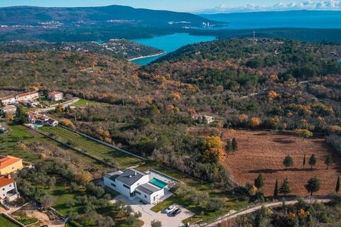 Résidence Martincic – une propriété très exclusive et sophistiquée avec une grande piscine en Istrie pour 8 visiteurs