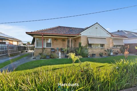 Solid, established, and centrally located, this two bedroom family home offers an outstanding opportunity for first home buyers and investors. Bursting with potential and brimming with character, you will enjoy spacious bedrooms, generous living and ...