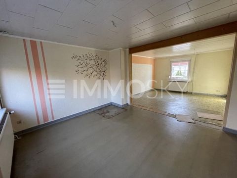 +++ Please understand that we will only answer inquiries with COMPLETE personal information (complete address, phone number and e-mail)! +++ Welcome to this renovation property in Leuna, which offers an outstanding opportunity to create a custom home...