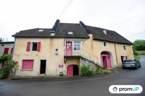 Ontdek dit prachtige vrijstaande stenen huis van 188 m², genesteld in het hart van CHILLY-LE-VIGNOBLE, in een rustige en aangename omgeving. U zult gecharmeerd zijn van de tuin van 372 m², perfect voor ontspannende momenten met het gezin, evenals van...