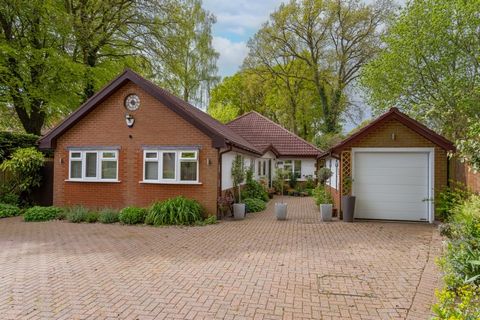 Fine & Country are delighted to offer for sale this stunning four bedroom detached bungalow located in one of Bedfordshires most affluent Villages on the edge of the picturesque Chiltern Hills. This beautiful home is presented to an exceptionally hig...