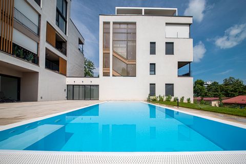 EINZIGARTIGE Lage, Curiosity Apartment mit PANORAMABLICK! Exklusiv im Auftrag von The Private Realtor! Wenn Sie sich danach sehnen, das Balaton-Feeling in einer der meistfrequentierten Gegenden von Balatonfüred, in der Nähe der Tagore-Promenade, in e...