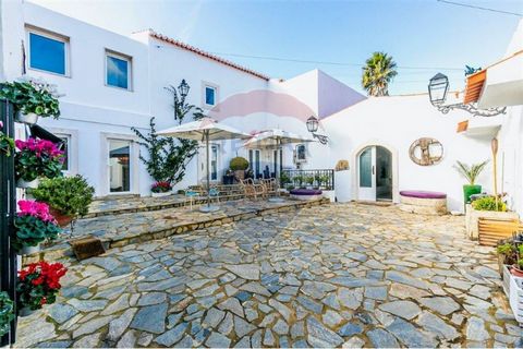 Não é uma casa! É uma obra de Arte para usufruir como sua residência ou para rentabilizar enquanto ativo imobiliário: A zona onde está inserida tem um elevado potencial de exploração turística, já que fica situada a escassos km do Parque Natural de S...