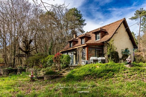 Maison de campagne avec piscine et dépendance