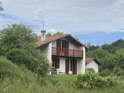 Maison à fort potentiel à 2 mn du bourg
