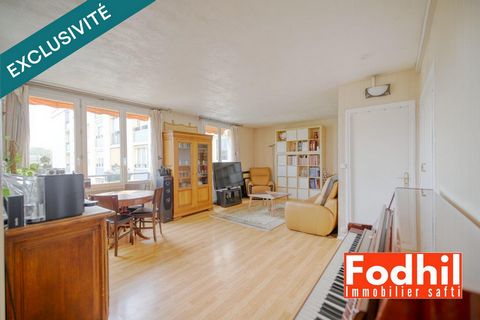 Appartement familial 5 pièces de 81 m² avec parking et une cave.
