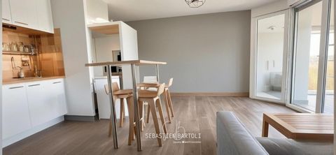 Appartement T2 44m2 avec terrasse proche plage et tous commerce