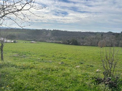 Terrain constructible de 908 m² sur les hauteurs de Castres