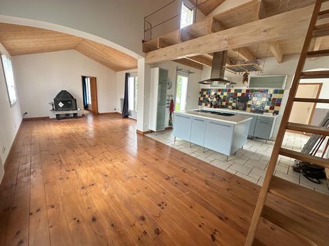 Maison plain pied, 3 chambres + mezzanine, 2SDB, garage