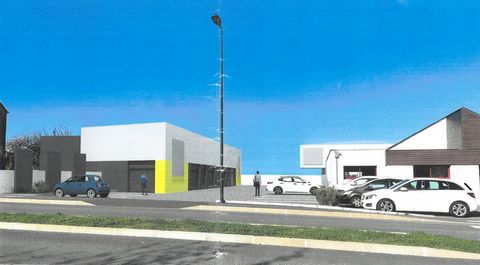 LOCAL COMMERCIAL DE 200 M2 EN ZONE COMMERCIALE DYNAMIQUE