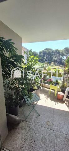 Appartement deux pièces avec balcon