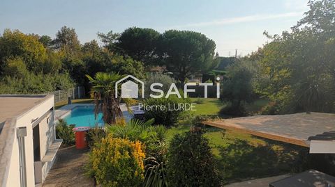 Maison contemporaine de 207 m2 avec garages et piscine
