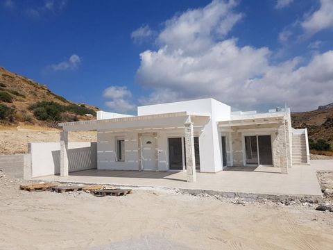 Pilalimata Two off plan beautifully designed houses, with big roof terraces in Pilalimata. Each house is 76m2 with 126m2 of terraces. They are covered nicely with pergolas and have a 70m2 roof terrace fit out with sink, BBQ, and a nice sitting area. ...