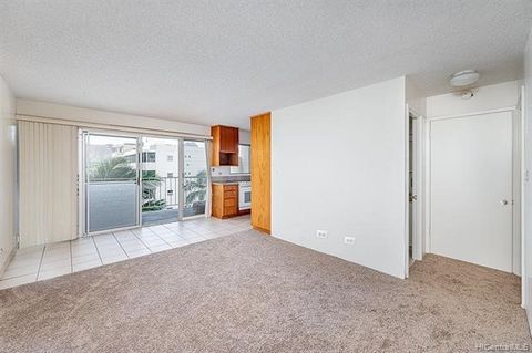 Beautiful and convenient 1 bedroom, 1 bath condo available at the Ala Wailani with 1 parking stall. Front row view of Diamond Head, with the Koolau Mountains and Ala Wai on your side. The property has a spacious living room with fairly new appliances...