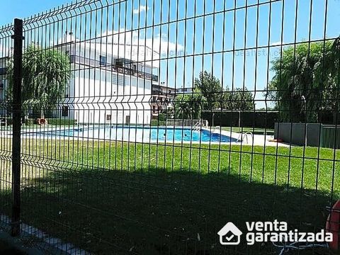 This flat is at Urbanización Parquesierra, 28400, Collado Villalba, Madrid, on floor 4. It is a flat that has 65 m2 and has 2 rooms and 1 bathrooms. It has furnished kitchen and it includes green area, windows climalit, private urbanization, luminous...