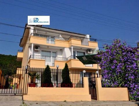 CODE B1482 Hotel on 3 floors in Obzor. S 9 rooms, each of which has a private bathroom+ 2 garrisons/living room, kitchen, bedroom and bathroom/,storage room 40sq.m. with water heaters 300L and 500 L with hydrophore pump with tank 1000L, with the help...