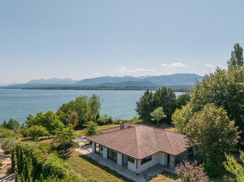 Excenevex Geneva Lake front property Exceptional opportunity to acquire a property to modernise with direct access to Lake Geneva. Located in the charming village of Excenevex, close to the Swiss border of Geneva and the spa town of Evian. Villa Maha...