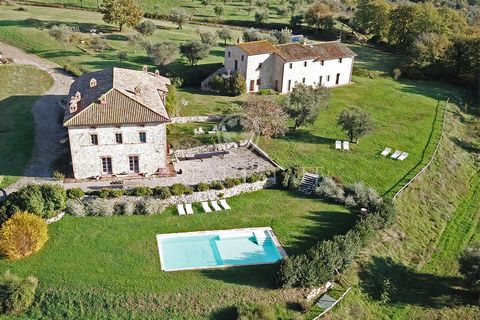 Dimora Contemporanea is a beautiful property consisting of two recently renovated farmhouses with particular attention to detail and furnishings. The main farmhouse of about 490 sqm is spread over two floors and is arranged as follows: on the ground ...