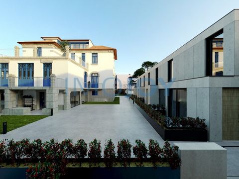 3 bedroom duplex apartment in Esposende, in the gated community Alma Palace. Combining style, comfort and privileged location, this property is ideal for families or for those looking for a residence near the beach. Features: 125 m2 private area Gard...